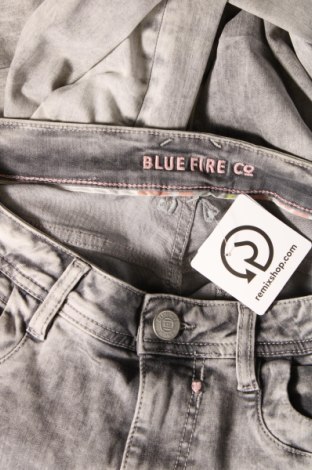 Blugi de femei Blue Fire Co, Mărime S, Culoare Gri, Preț 41,99 Lei