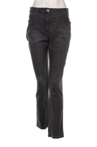 Damen Jeans Brax, Größe M, Farbe Grau, Preis 23,99 €