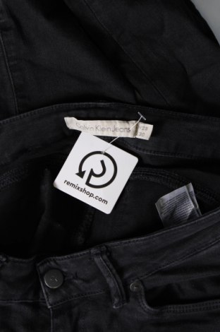 Дамски дънки Calvin Klein Jeans, Размер L, Цвят Черен, Цена 68,29 лв.