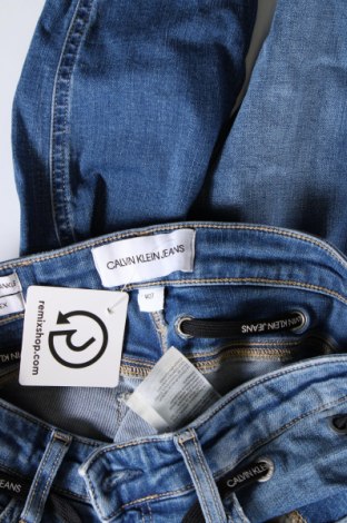 Dámske džínsy  Calvin Klein Jeans, Veľkosť S, Farba Modrá, Cena  35,00 €