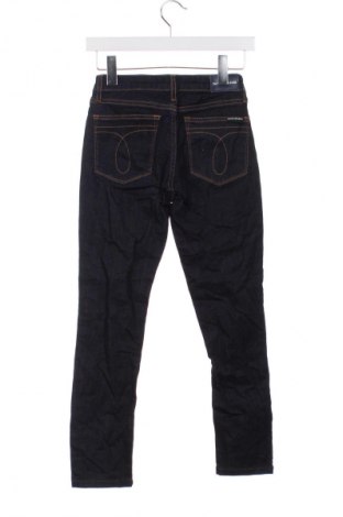 Damskie jeansy Calvin Klein Jeans, Rozmiar XS, Kolor Niebieski, Cena 109,99 zł