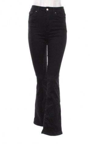 Damskie jeansy Curve Muse, Rozmiar S, Kolor Czarny, Cena 111,99 zł