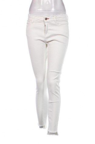 Damen Jeans Esprit, Größe S, Farbe Weiß, Preis 14,99 €