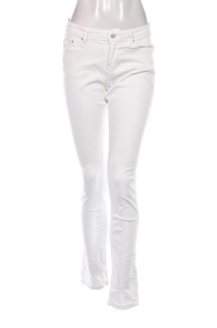 Damen Jeans Esprit, Größe M, Farbe Weiß, Preis 11,99 €