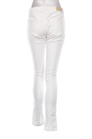 Damen Jeans Esprit, Größe M, Farbe Weiß, Preis 11,99 €