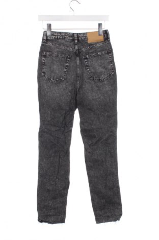 Damskie jeansy H&M Divided, Rozmiar XS, Kolor Szary, Cena 37,99 zł