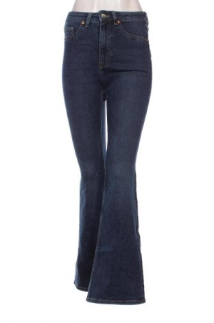 Damskie jeansy H&M Divided, Rozmiar M, Kolor Niebieski, Cena 46,99 zł