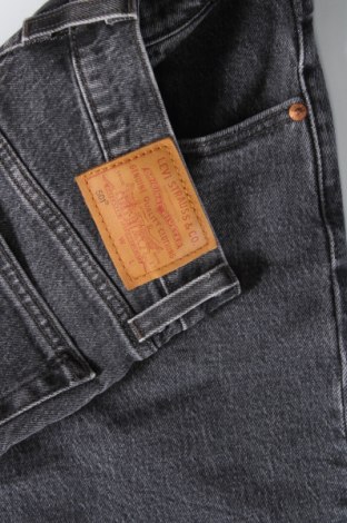 Dámské džíny  Levi's, Velikost XS, Barva Šedá, Cena  679,00 Kč