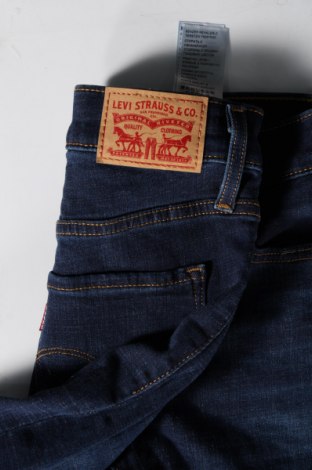 Дамски дънки Levi's, Размер XS, Цвят Син, Цена 75,49 лв.