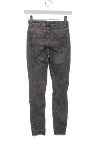 Damskie jeansy ONLY, Rozmiar XS, Kolor Niebieski, Cena 18,99 zł