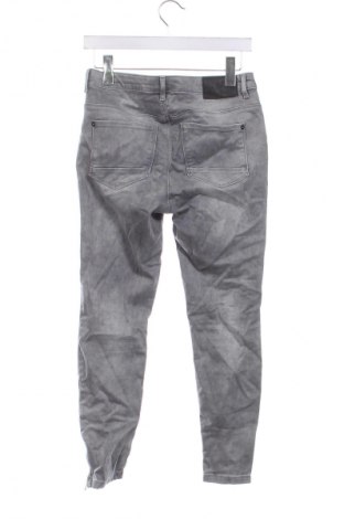 Damskie jeansy ONLY, Rozmiar M, Kolor Szary, Cena 21,99 zł