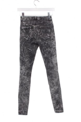 Damskie jeansy ONLY, Rozmiar XS, Kolor Szary, Cena 54,99 zł