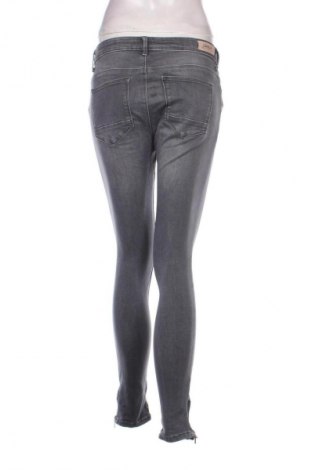 Damen Jeans ONLY, Größe M, Farbe Grau, Preis € 4,99