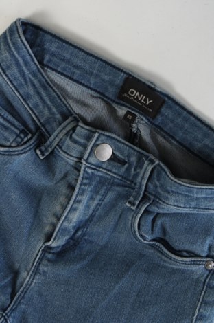 Damskie jeansy ONLY, Rozmiar XS, Kolor Niebieski, Cena 54,99 zł