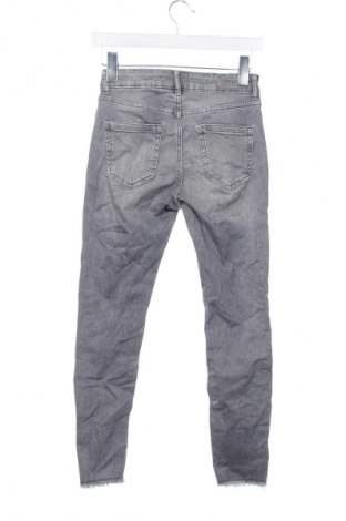 Damskie jeansy ONLY, Rozmiar S, Kolor Szary, Cena 43,99 zł