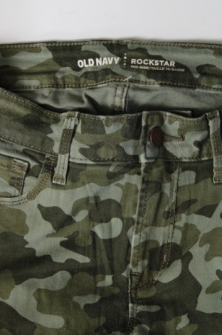 Дамски дънки Old Navy, Размер M, Цвят Зелен, Цена 41,49 лв.