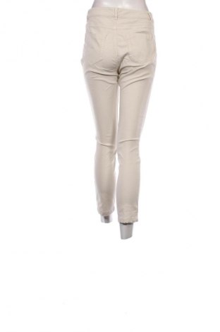 Damen Jeans Oui, Größe M, Farbe Ecru, Preis 52,49 €