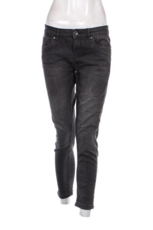 Damen Jeans Oviesse, Größe M, Farbe Grau, Preis 10,49 €