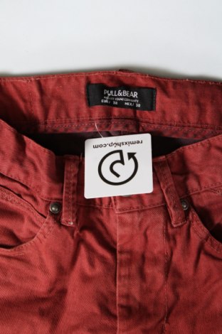 Damskie jeansy Pull&Bear, Rozmiar M, Kolor Czerwony, Cena 92,99 zł