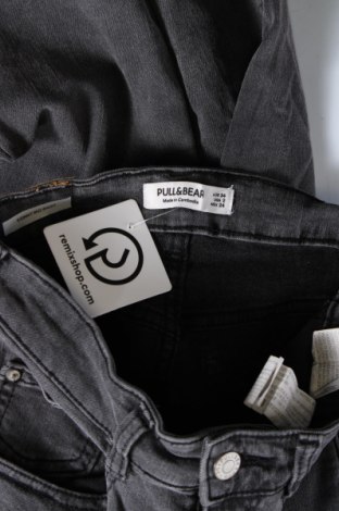 Dámské džíny  Pull&Bear, Velikost XS, Barva Šedá, Cena  169,00 Kč