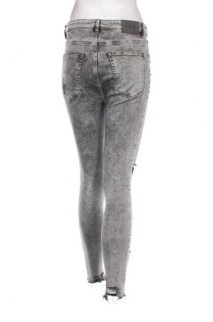 Damen Jeans Pull&Bear, Größe M, Farbe Grau, Preis 10,49 €