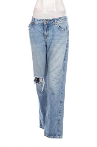 Damskie jeansy Pull&Bear, Rozmiar L, Kolor Niebieski, Cena 40,99 zł