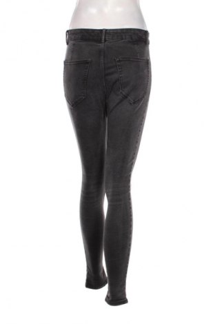 Blugi de femei Pull&Bear, Mărime M, Culoare Negru, Preț 74,00 Lei