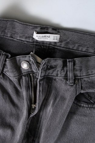 Dámské džíny  Pull&Bear, Velikost L, Barva Šedá, Cena  367,00 Kč