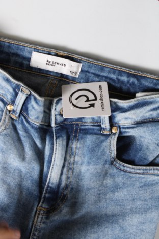 Damen Jeans Reserved, Größe S, Farbe Blau, Preis 8,99 €