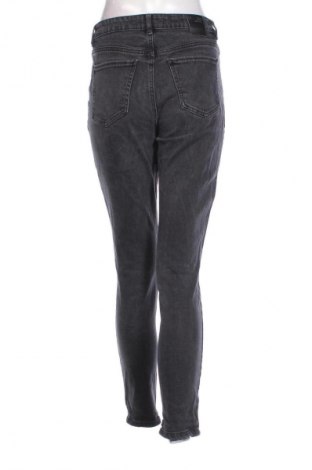 Damen Jeans Reserved, Größe S, Farbe Grau, Preis € 9,49