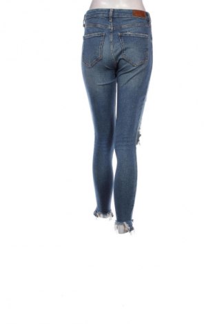 Damskie jeansy River Island, Rozmiar XS, Kolor Niebieski, Cena 59,99 zł