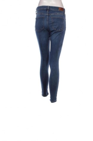 Damskie jeansy River Island, Rozmiar M, Kolor Niebieski, Cena 65,99 zł