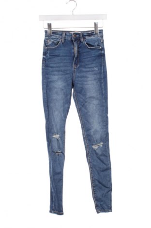 Damen Jeans Stradivarius, Größe XS, Farbe Blau, Preis 20,49 €