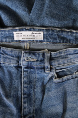 Damskie jeansy Stradivarius, Rozmiar M, Kolor Niebieski, Cena 41,99 zł