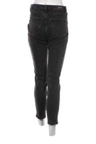 Blugi de femei Stradivarius, Mărime M, Culoare Negru, Preț 43,99 Lei