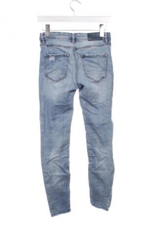 Damskie jeansy Stradivarius, Rozmiar S, Kolor Niebieski, Cena 32,99 zł