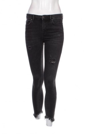 Damen Jeans Stradivarius, Größe S, Farbe Schwarz, Preis 10,49 €