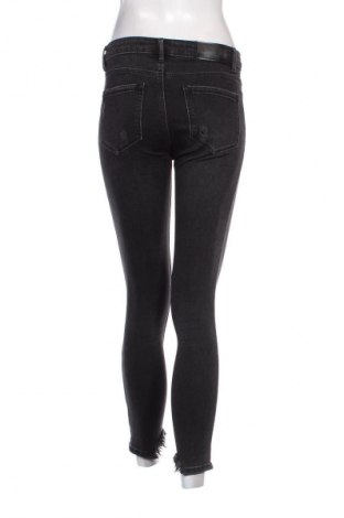 Damen Jeans Stradivarius, Größe S, Farbe Schwarz, Preis 10,49 €