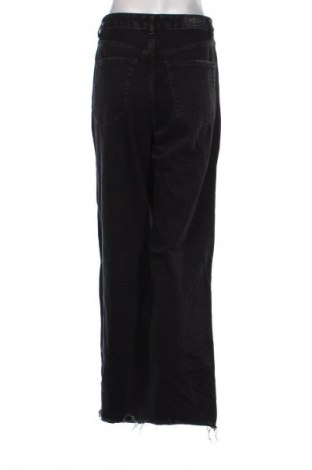 Blugi de femei Stradivarius, Mărime M, Culoare Negru, Preț 48,99 Lei