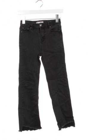 Damen Jeans Stradivarius, Größe XS, Farbe Grau, Preis 10,49 €