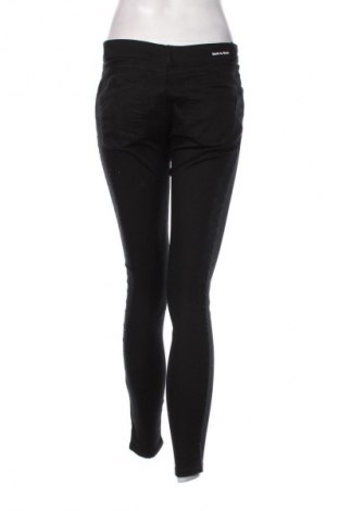 Damen Jeans Terranova, Größe L, Farbe Schwarz, Preis 8,49 €