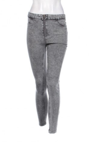 Damen Jeans Terranova, Größe M, Farbe Grau, Preis 8,49 €