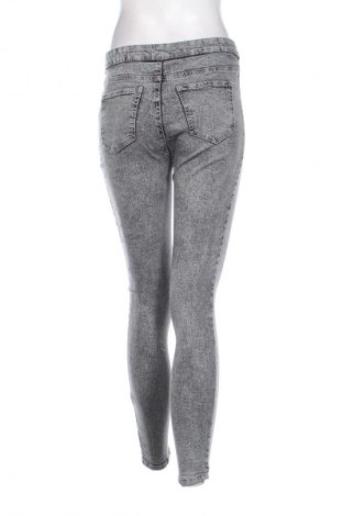 Damen Jeans Terranova, Größe M, Farbe Grau, Preis 10,49 €