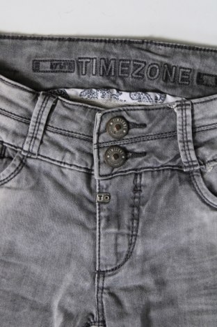 Damskie jeansy Timezone, Rozmiar M, Kolor Szary, Cena 32,99 zł