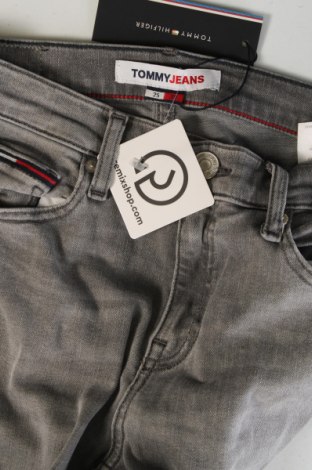 Γυναικείο Τζίν Tommy Jeans, Μέγεθος XS, Χρώμα Γκρί, Τιμή 62,49 €