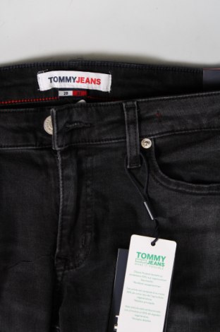 Γυναικείο Τζίν Tommy Jeans, Μέγεθος M, Χρώμα Μαύρο, Τιμή 112,99 €