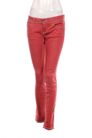 Damskie jeansy United Colors Of Benetton, Rozmiar M, Kolor Czerwony, Cena 47,99 zł