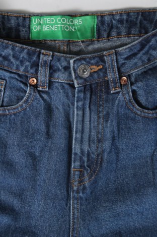 Damskie jeansy United Colors Of Benetton, Rozmiar M, Kolor Niebieski, Cena 131,99 zł