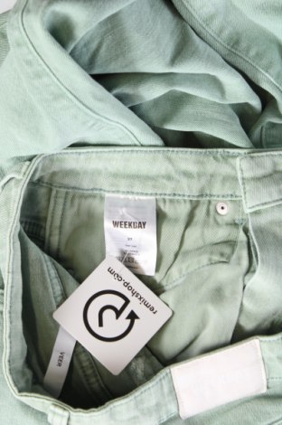 Damskie jeansy Weekday, Rozmiar M, Kolor Zielony, Cena 59,99 zł