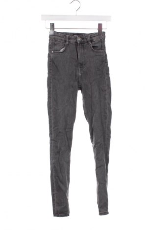 Damen Jeans Zara, Größe XS, Farbe Grau, Preis 18,99 €